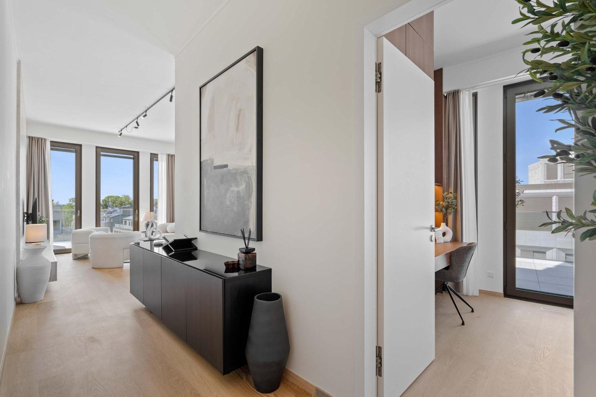 Voya Residence Zenit Royal - Luxury Apart Hotel Rooftop Views & Concierge لوكسمبورغ المظهر الخارجي الصورة