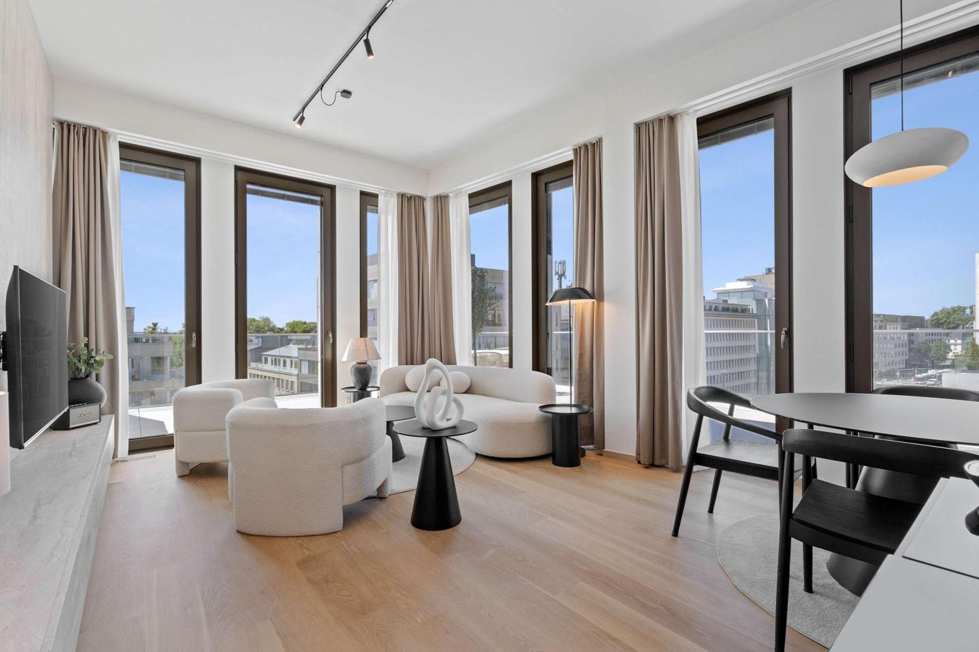 Voya Residence Zenit Royal - Luxury Apart Hotel Rooftop Views & Concierge لوكسمبورغ المظهر الخارجي الصورة