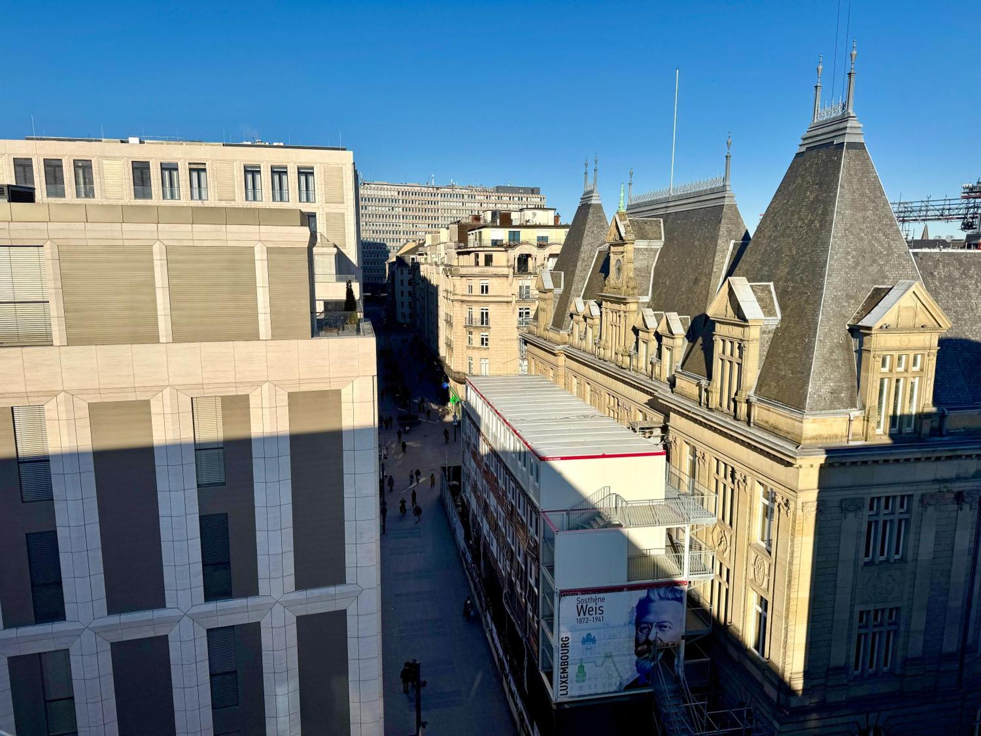 Voya Residence Zenit Royal - Luxury Apart Hotel Rooftop Views & Concierge لوكسمبورغ المظهر الخارجي الصورة